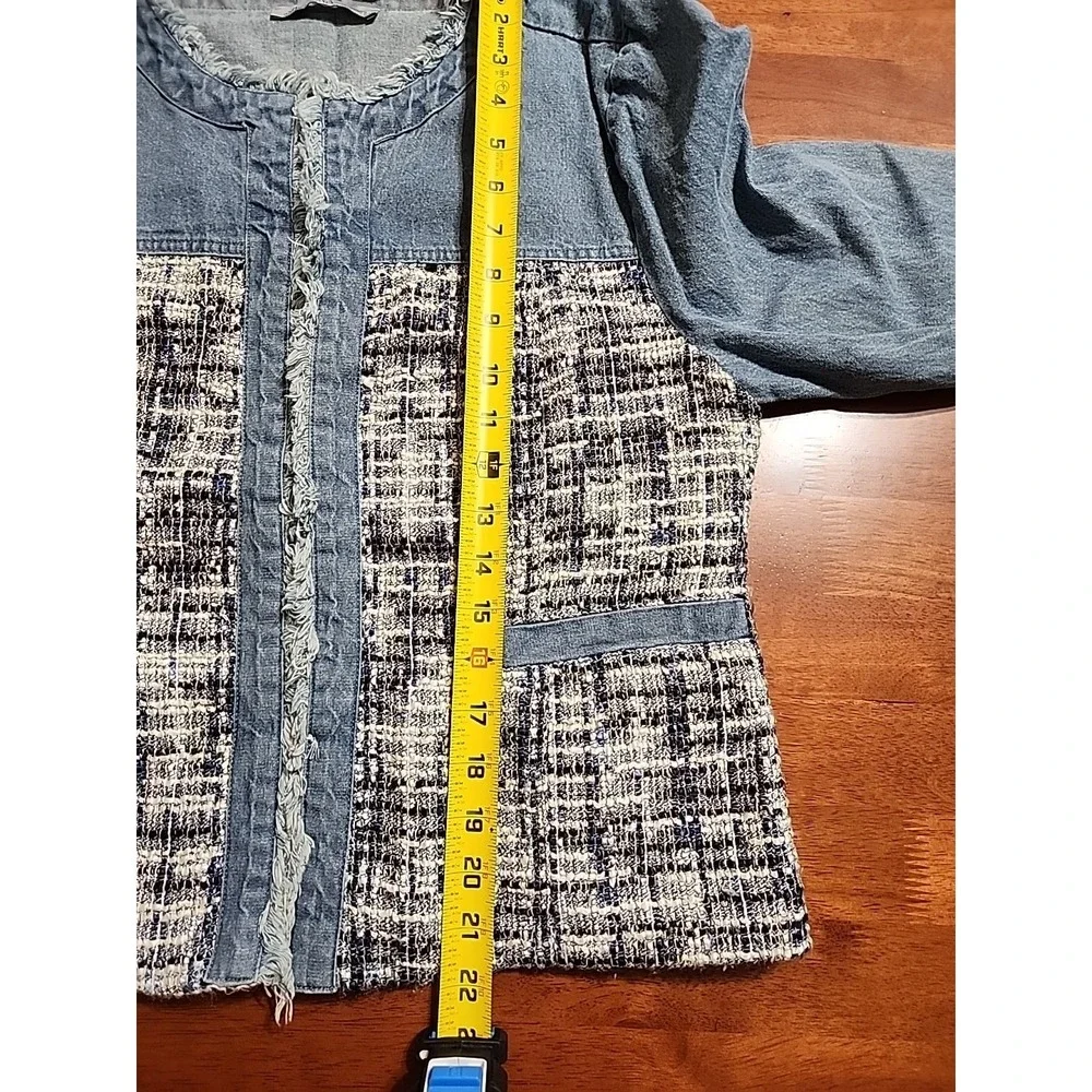 Arianna by Howard's Blue Denim Tweed Mixed Media Frayed Jacket‎ Womens Size S/M